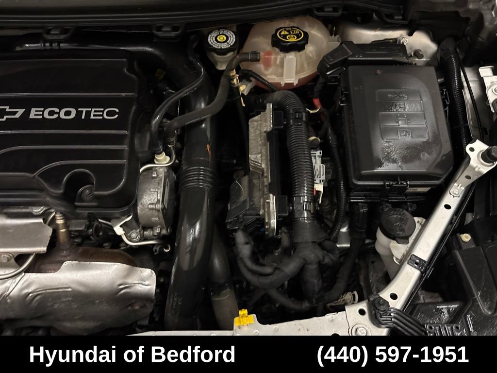 Used 2018 Chevrolet Cruze LS FWD image 21