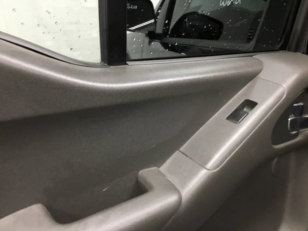 Used 2019 Nissan Frontier PRO-4X AWD/4WD image 12