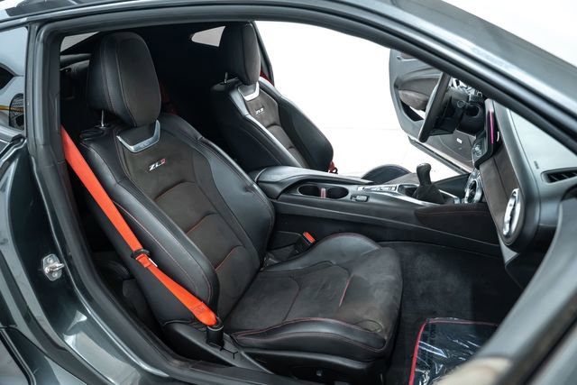 Used 2017 Chevrolet Camaro ZL1 image 24