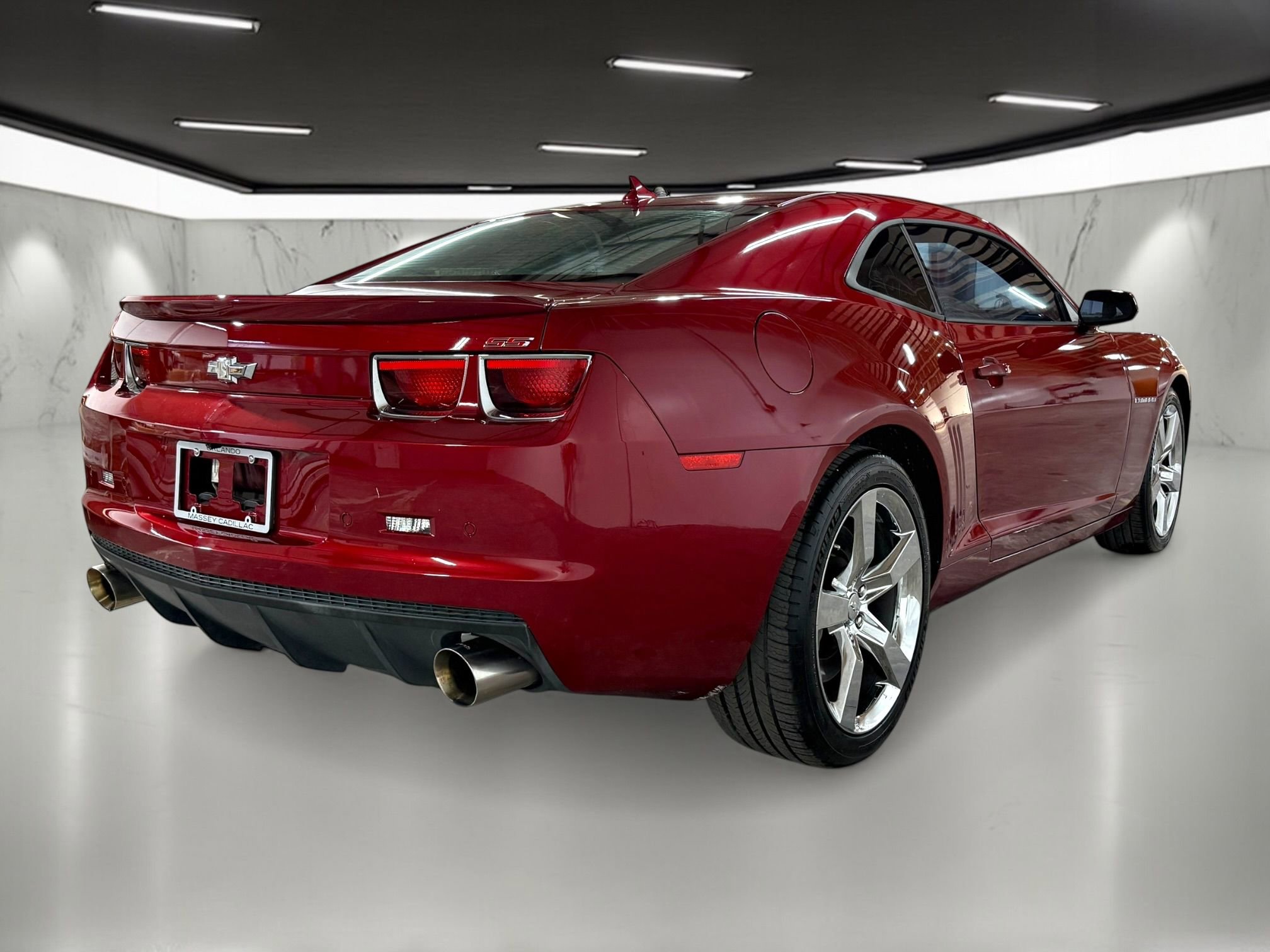 Used 2013 Chevrolet Camaro SS w/ RS Package image 9
