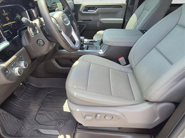 Used 2026 GMC Sierra 1500 SLT w/ SLT Premium Plus Package AWD/4WD image 19
