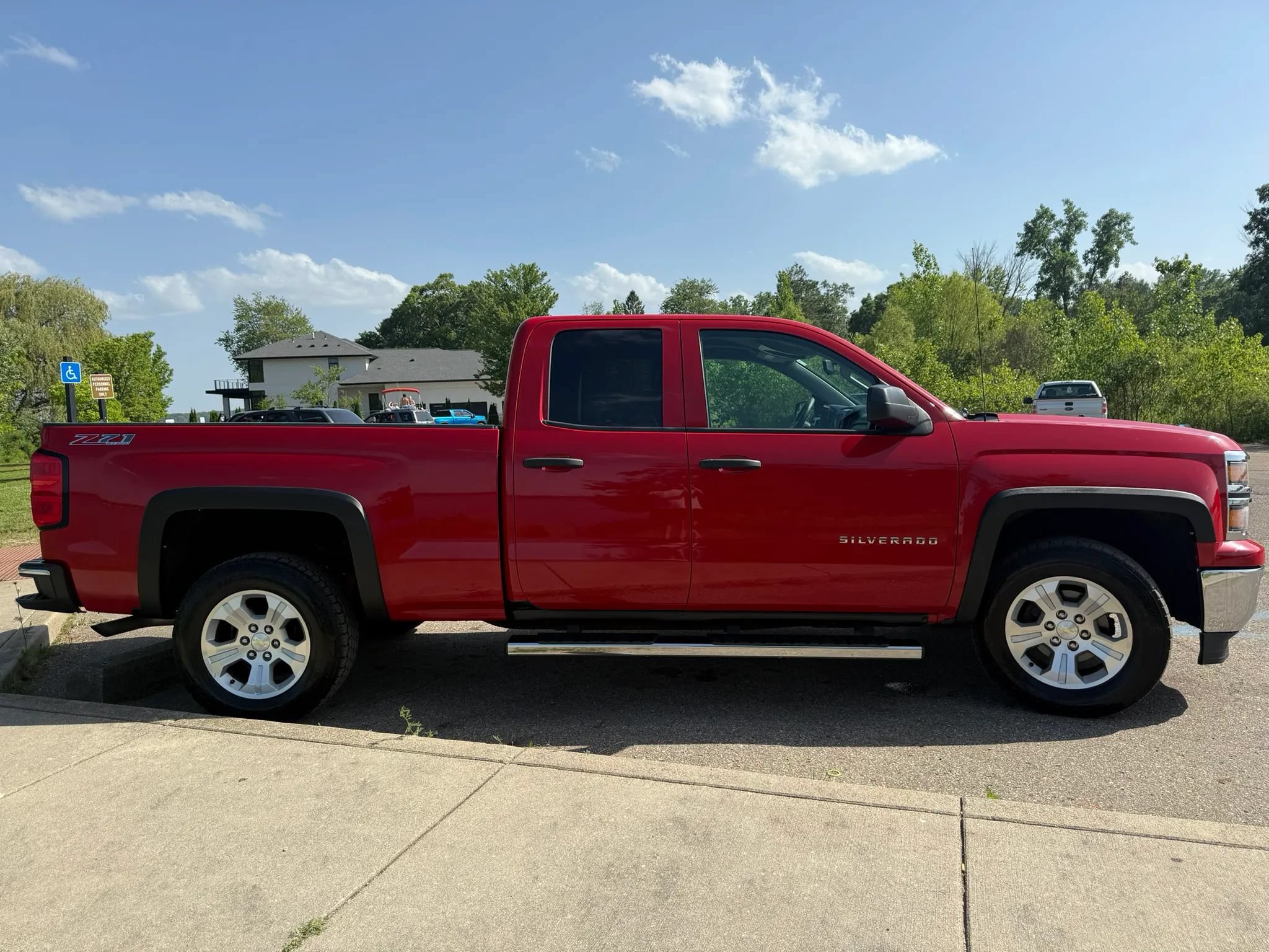 Used 2014 Chevrolet Silverado 1500 LT w/ All Star Edition AWD/4WD image 4