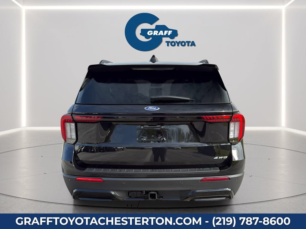 Used 2026 Ford Explorer ST-Line w/ ST-Line Street Pack AWD/4WD image 8