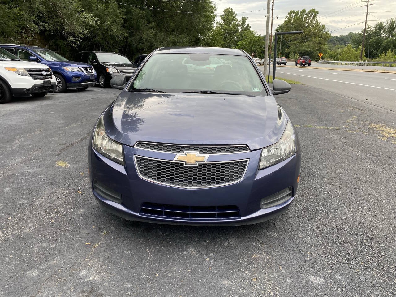 Used 2013 Chevrolet Cruze LS FWD image 7