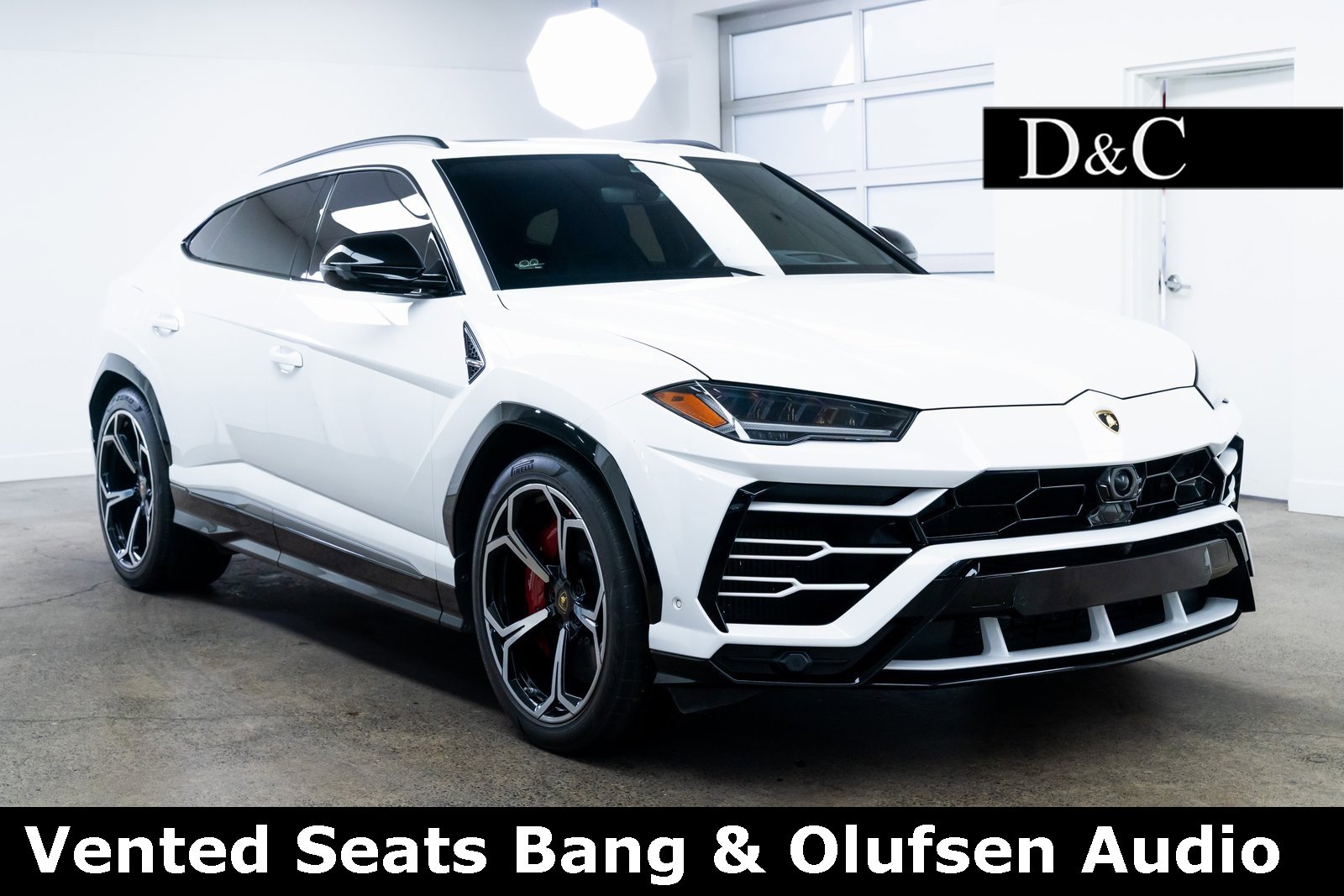 Used 2020 Lamborghini Urus image 1