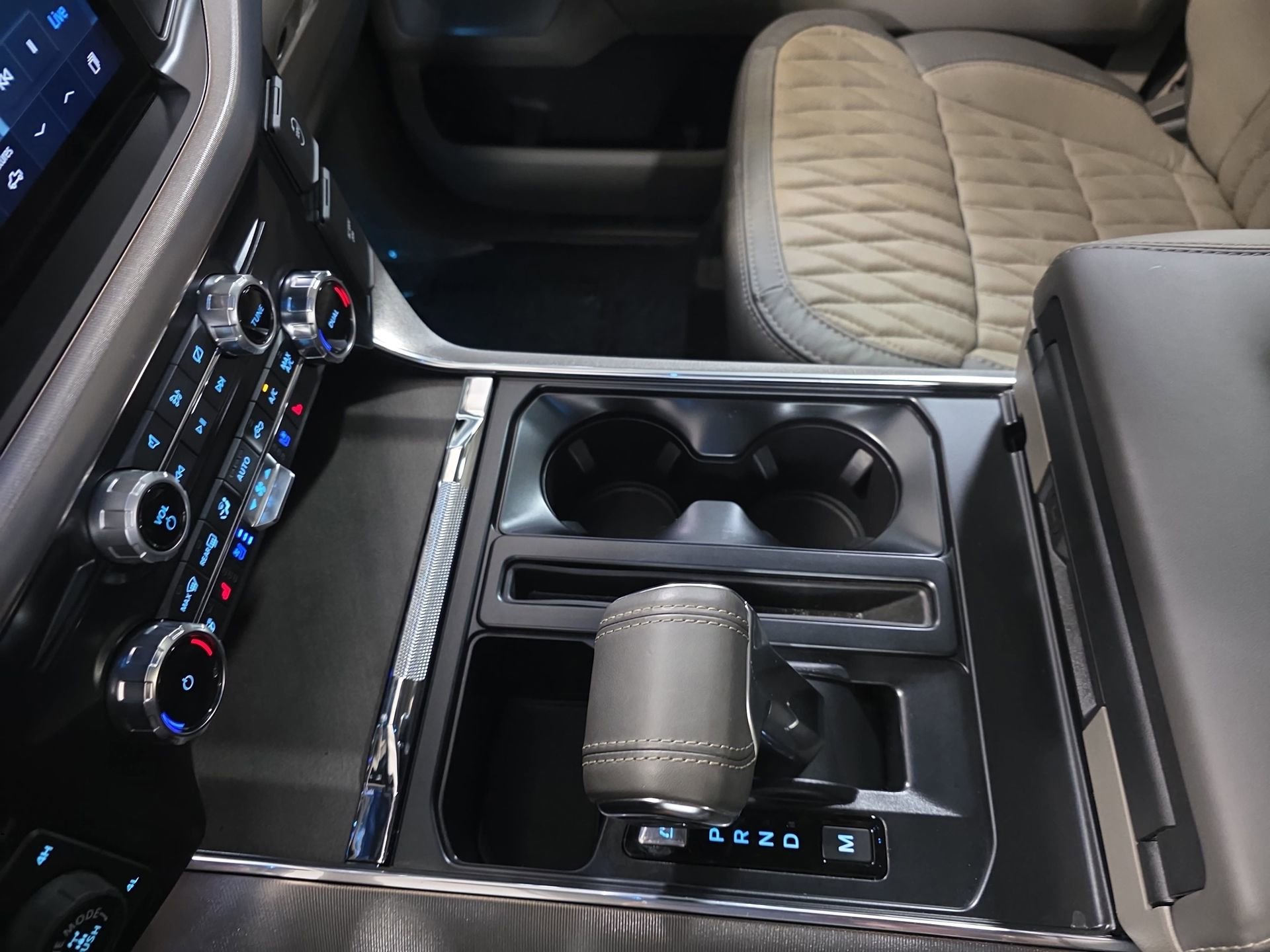 Used 2024 Ford F150 Platinum w/ Equipment Group 703A Plus image 24