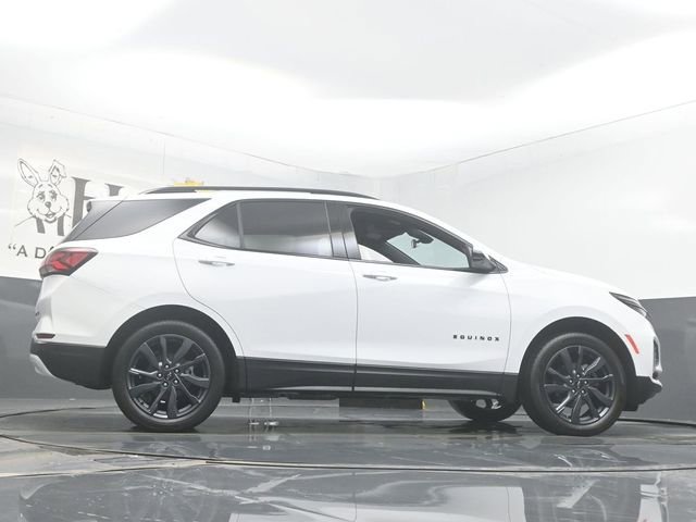 Used 2023 Chevrolet Equinox RS w/ RS Leather Package image 52