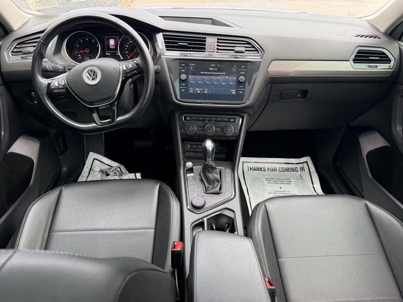 Used 2019 Volkswagen Tiguan SE w/ Panoramic Sunroof Package AWD/4WD image 13