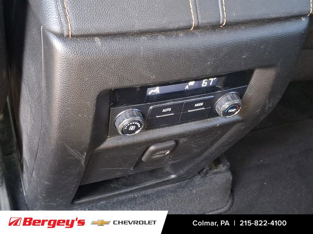 Used 2020 Chevrolet Traverse LS image 14