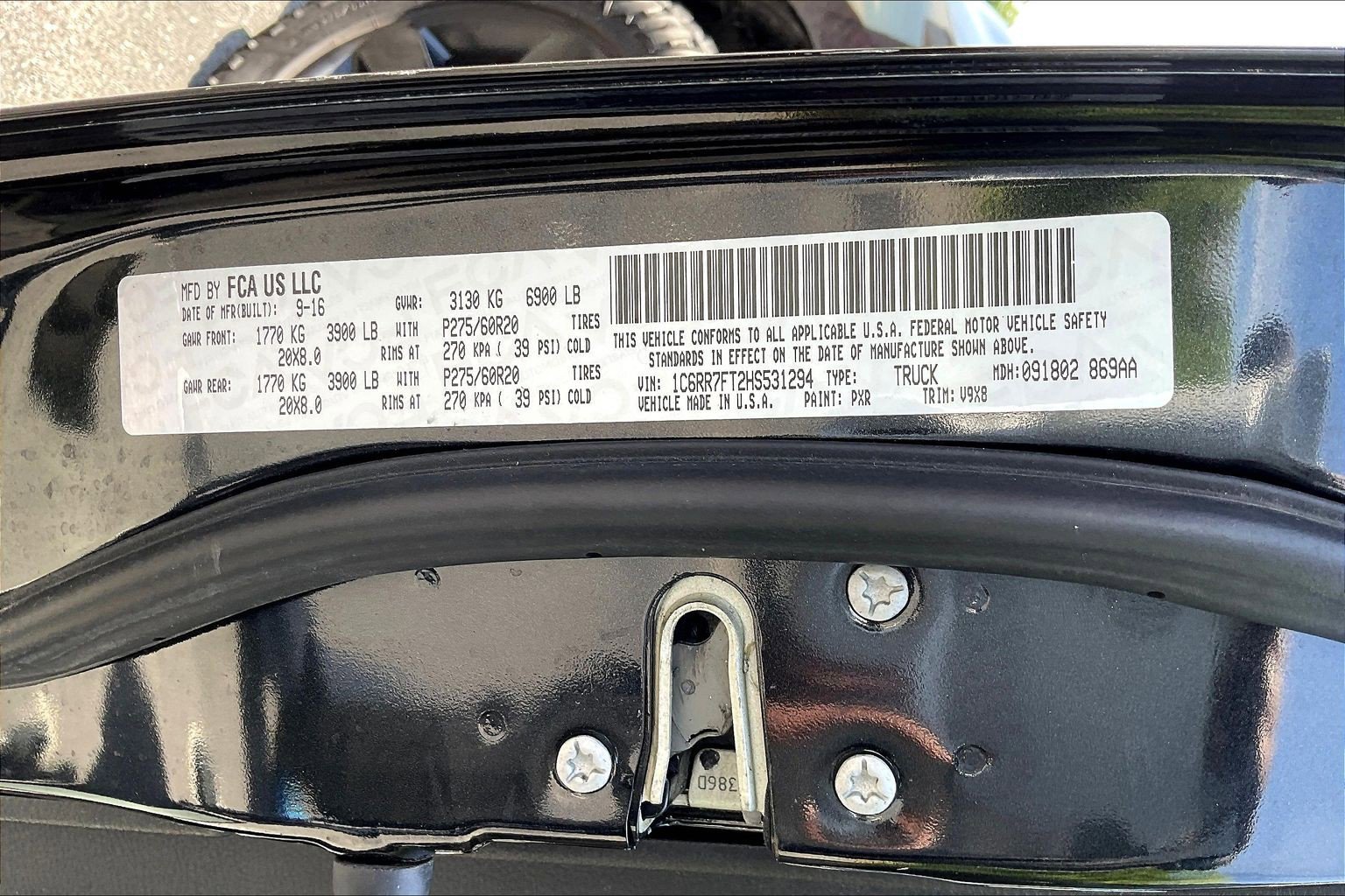 Used 2017 RAM 1500 Express w/ Black Ram 1500 Express Group AWD/4WD image 8