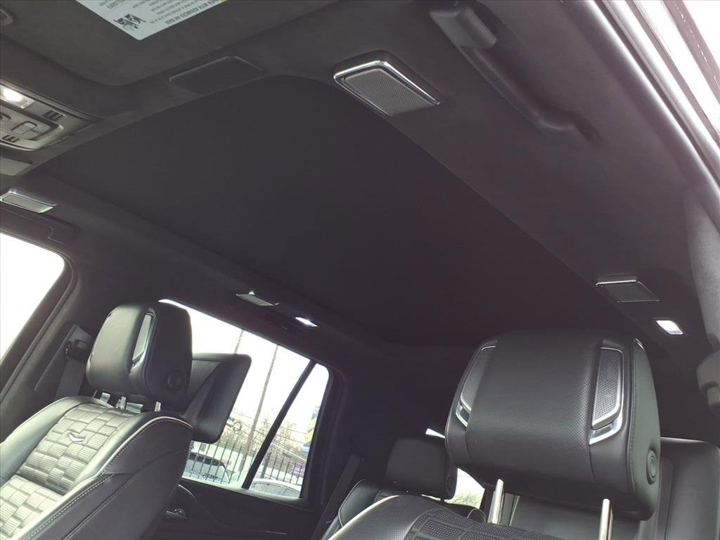 Used 2021 Cadillac Escalade Premium Luxury Platinum image 17