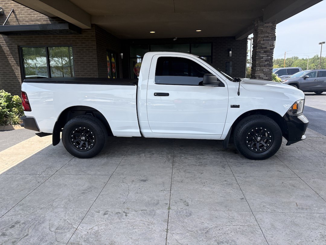 Used 2017 RAM 1500 Tradesman w/ Popular Equipment Group RWD image 5