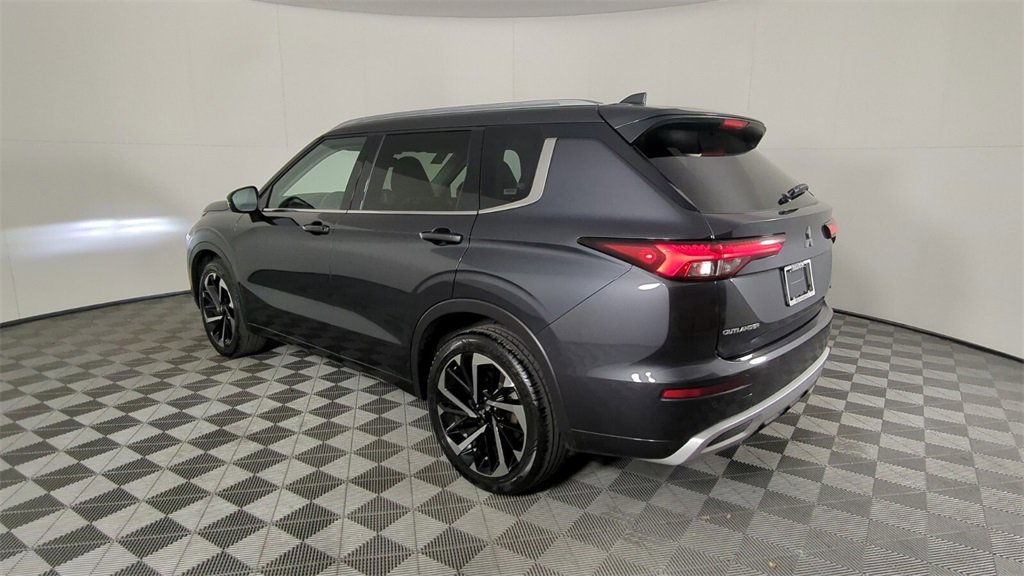 Used 2024 Mitsubishi Outlander SEL image 7