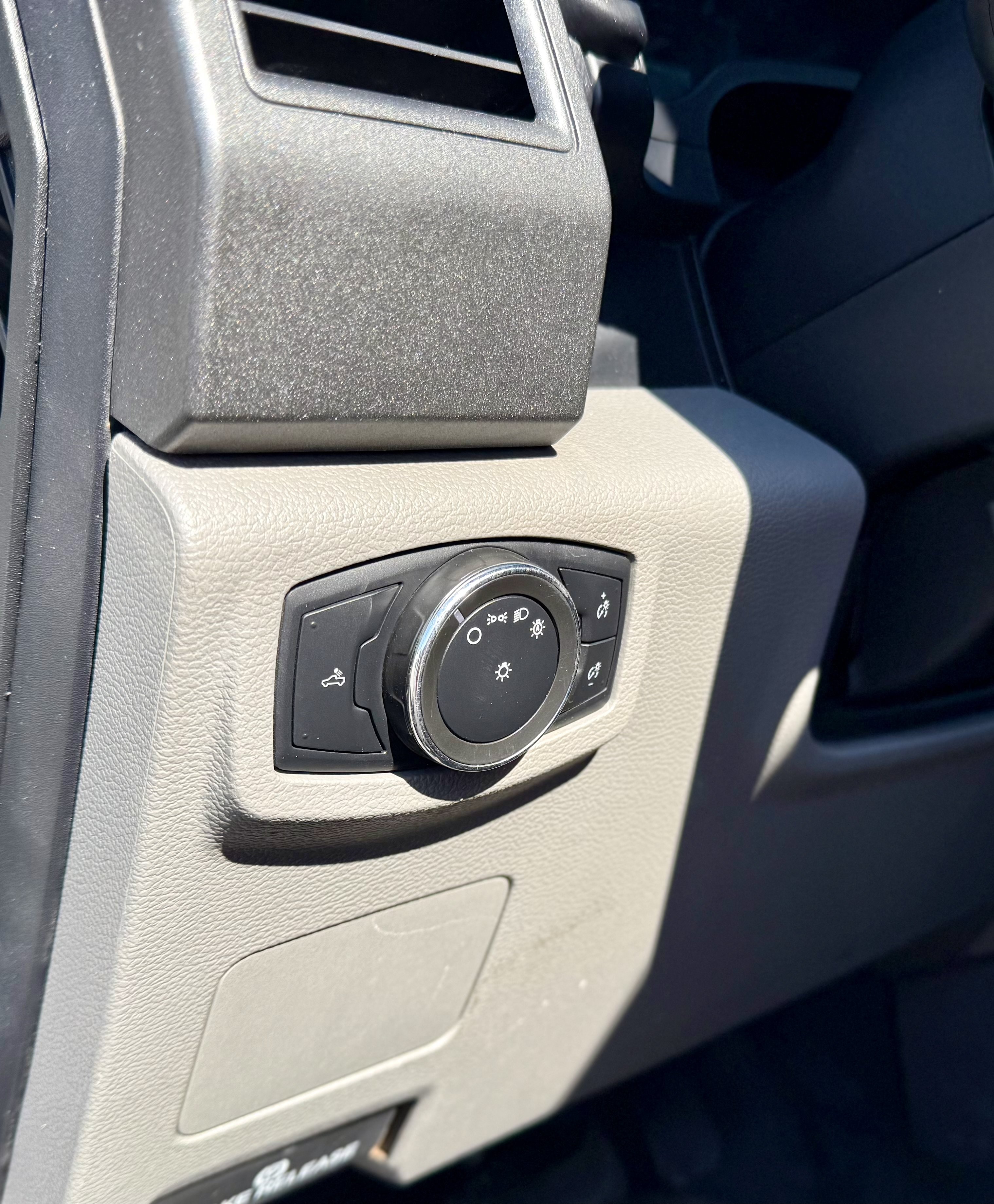 Used 2021 Ford F250 XL w/ Power Equipment Group AWD/4WD image 30