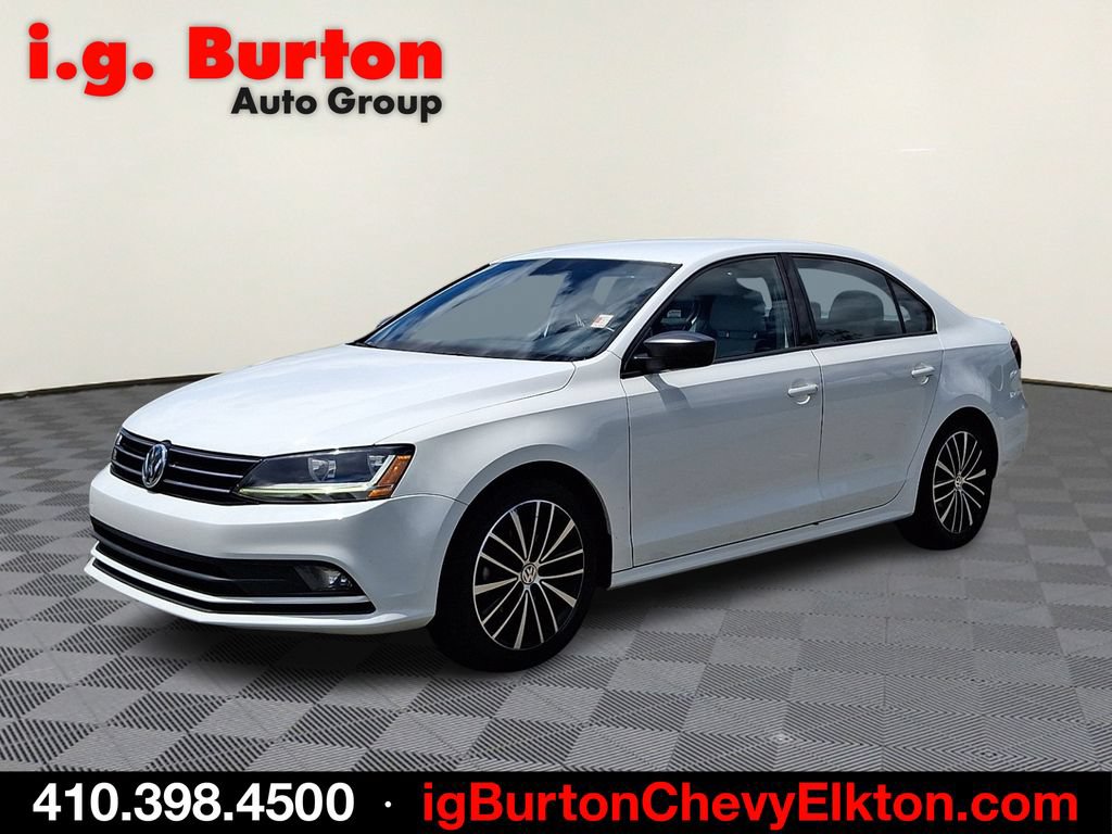 Used 2017 Volkswagen Jetta Sport FWD image 3
