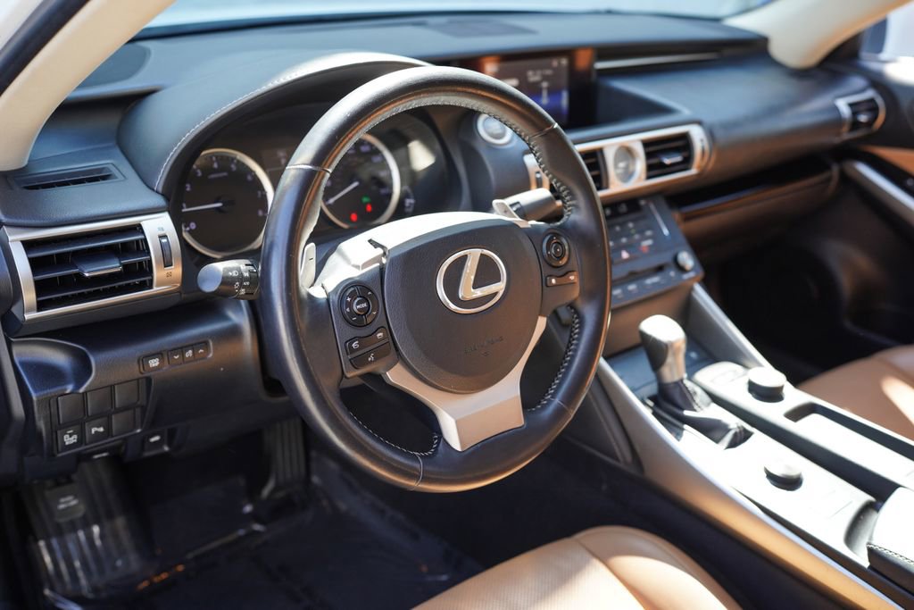 Used 2016 Lexus IS 200t w/ Premium Package RWD image 20