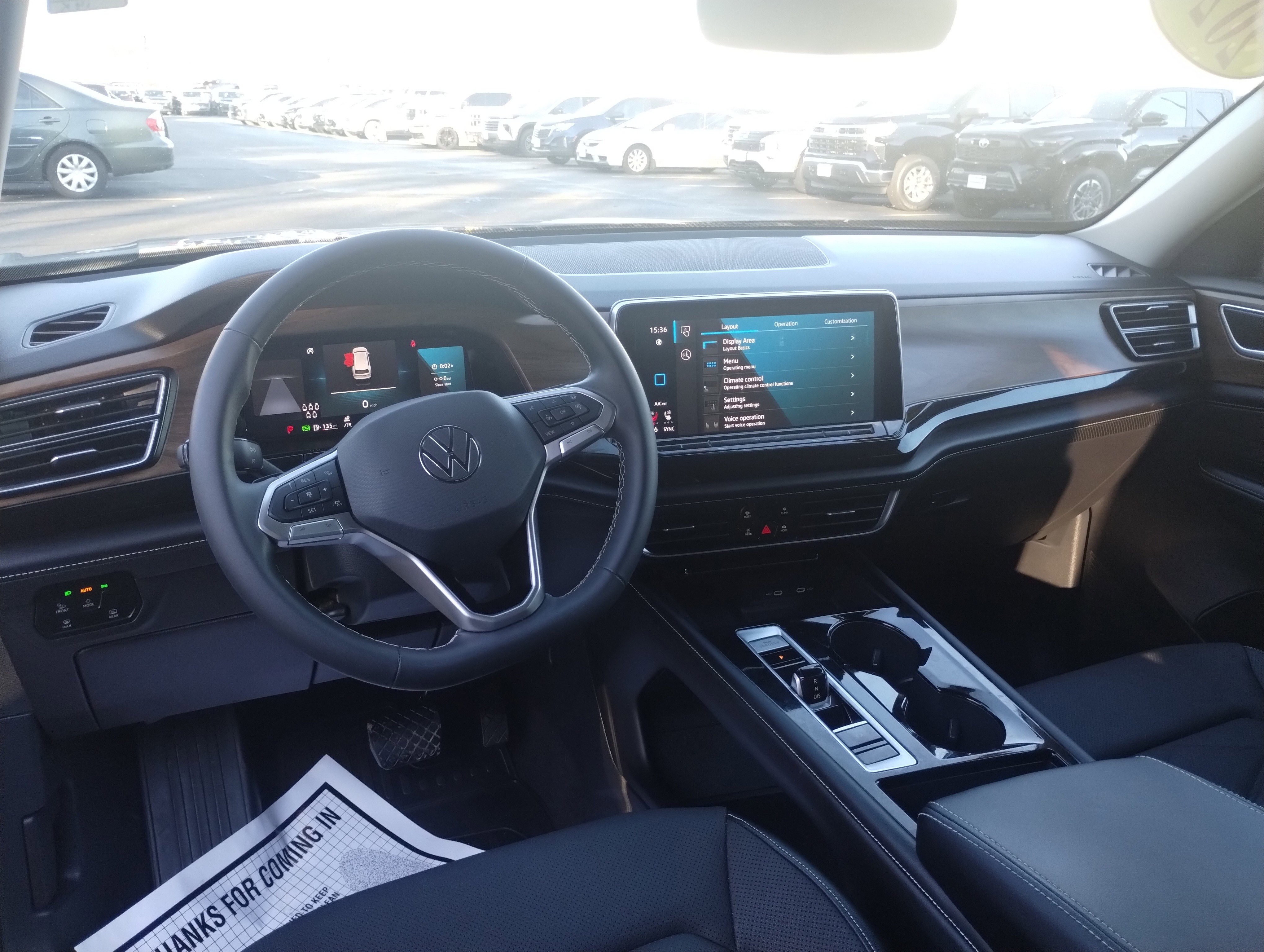 Used 2024 Volkswagen Atlas SE image 17