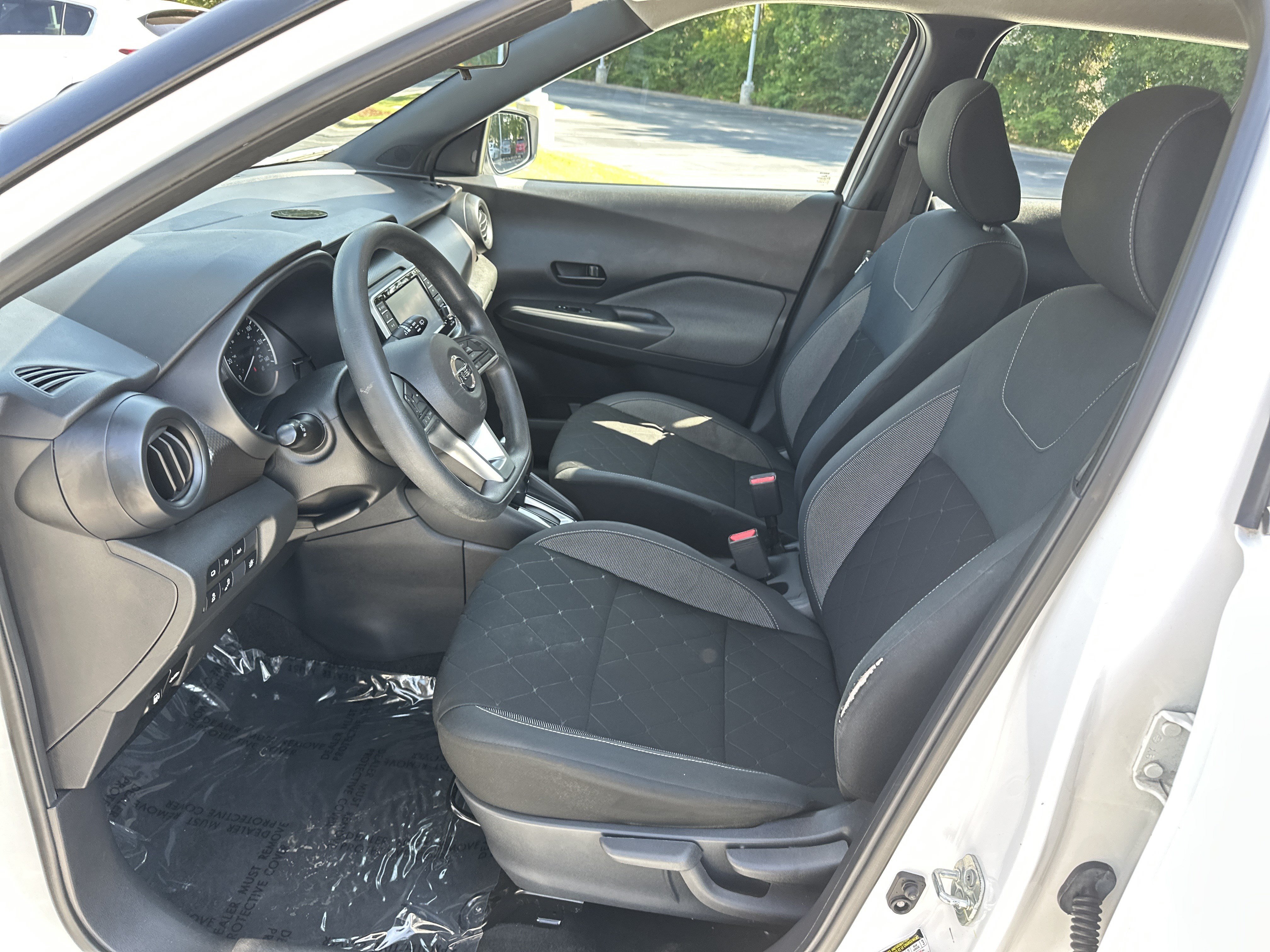 Used 2020 Nissan Kicks S FWD image 16