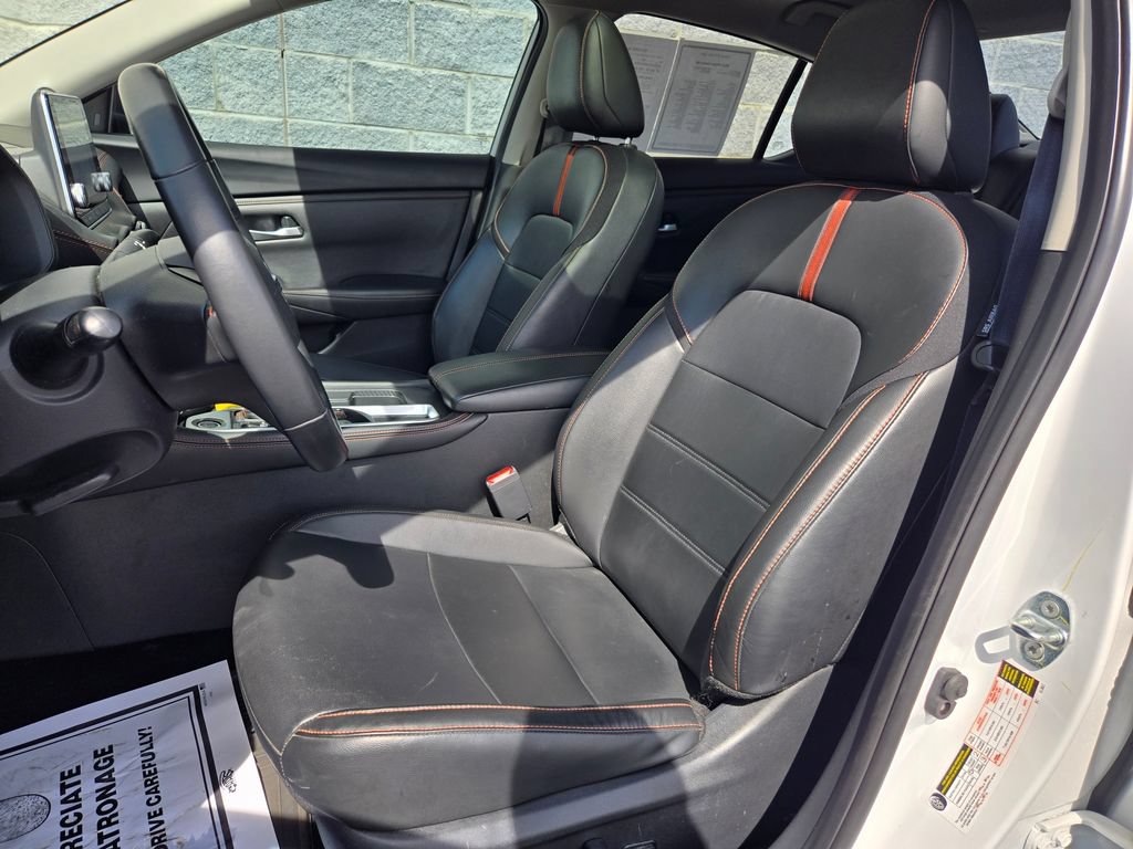 Used 2023 Nissan Sentra SR w/ SR Premium Package FWD image 14