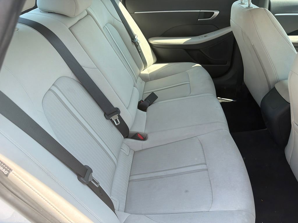 Used 2025 Hyundai Sonata SEL FWD image 15