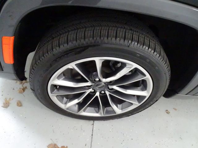 Certified 2022 Jeep Wagoneer Series III w/ Premium Group I image 26