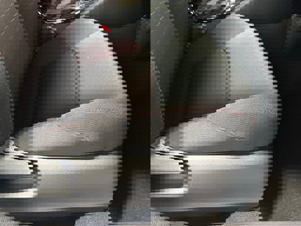 Used 2025 Toyota Corolla SE FWD image 58