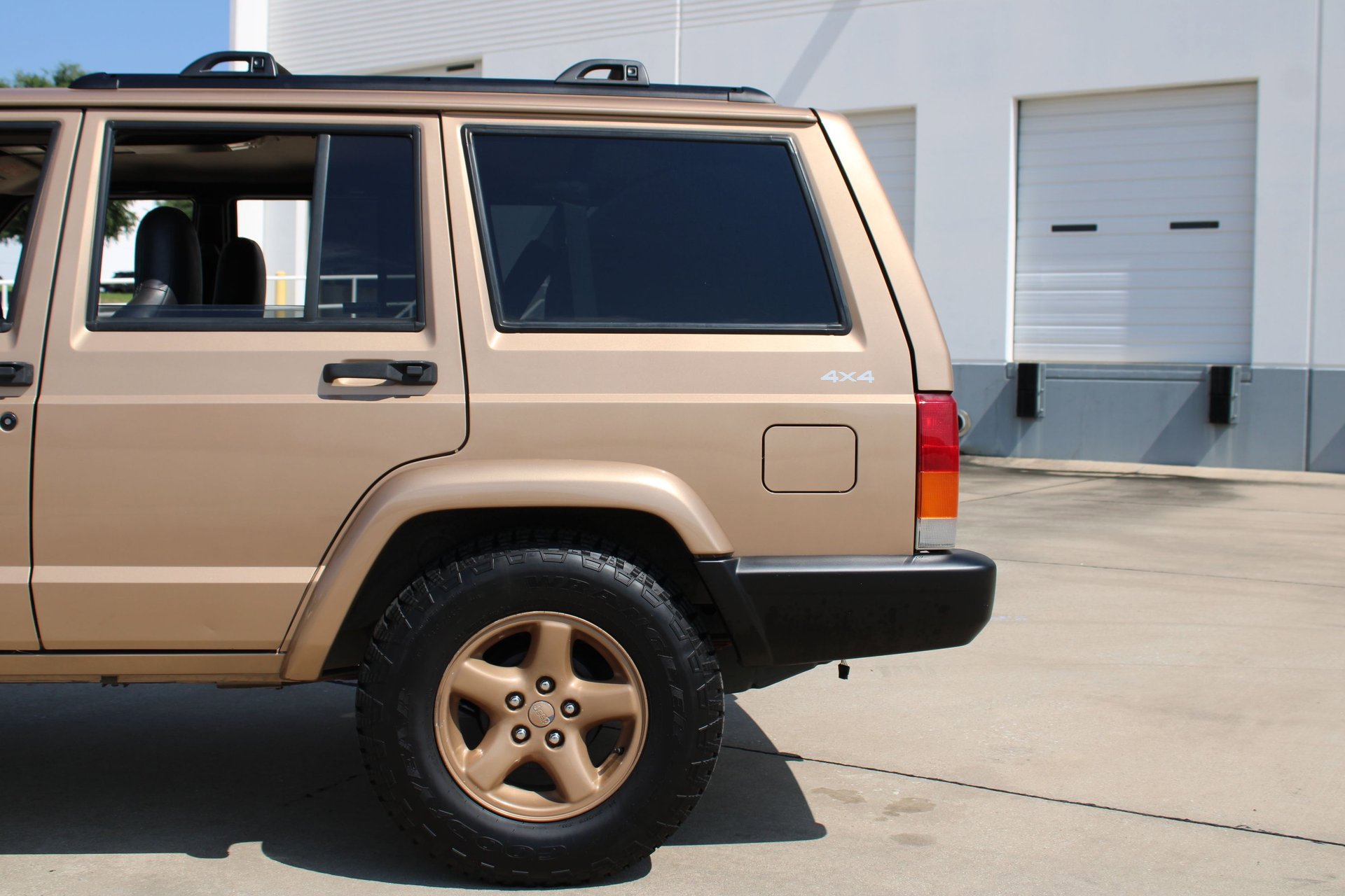 Used 1999 Jeep Cherokee Sport AWD/4WD image 36