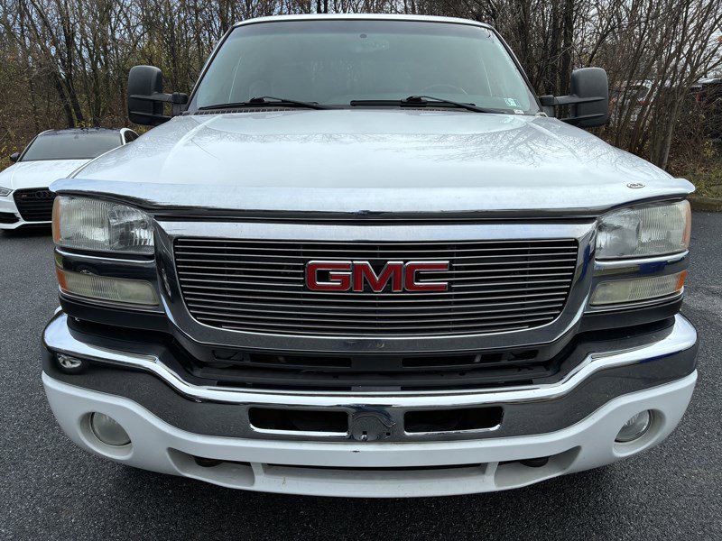 Used 2007 GMC Sierra 3500 SLE w/ Heavy-Duty Power Package image 2