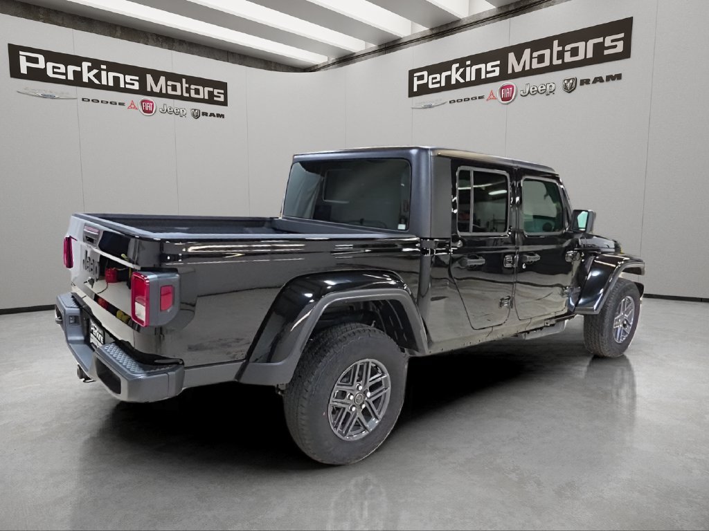 New 2026 Jeep Gladiator Sport AWD/4WD image 5