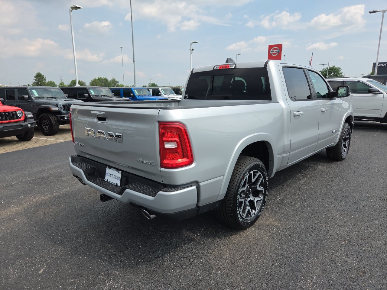New 2026 RAM 1500 Laramie w/ Sport Appearance Package AWD/4WD image 8
