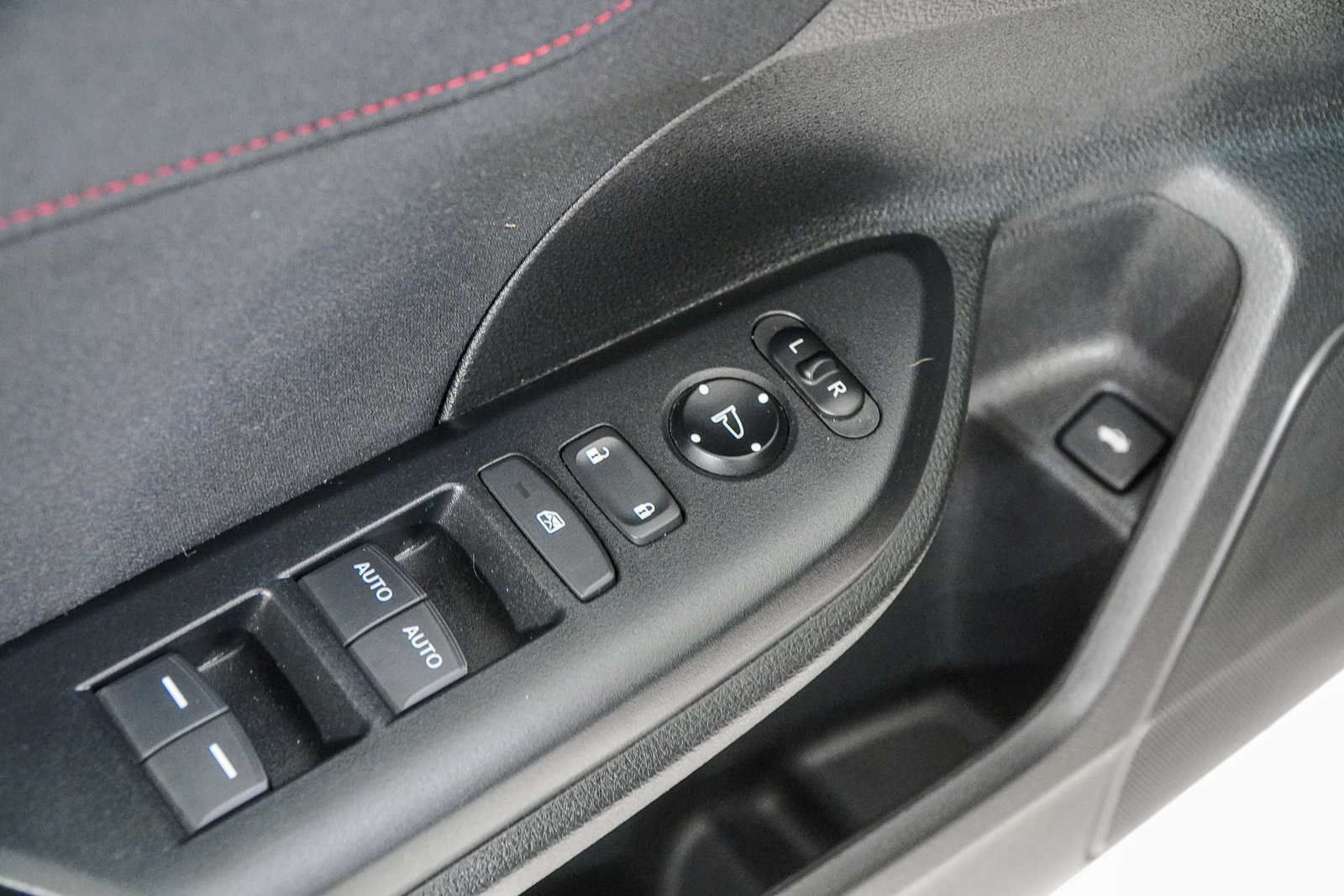 Used 2018 Honda Civic Si image 17