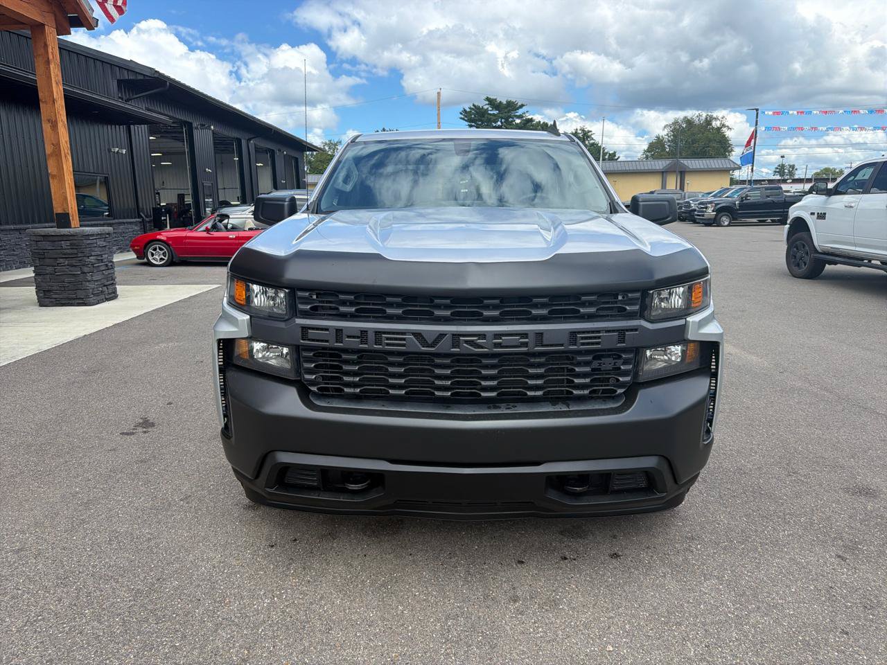 Used 2021 Chevrolet Silverado 1500 W/T w/ WT Convenience Package AWD/4WD image 2