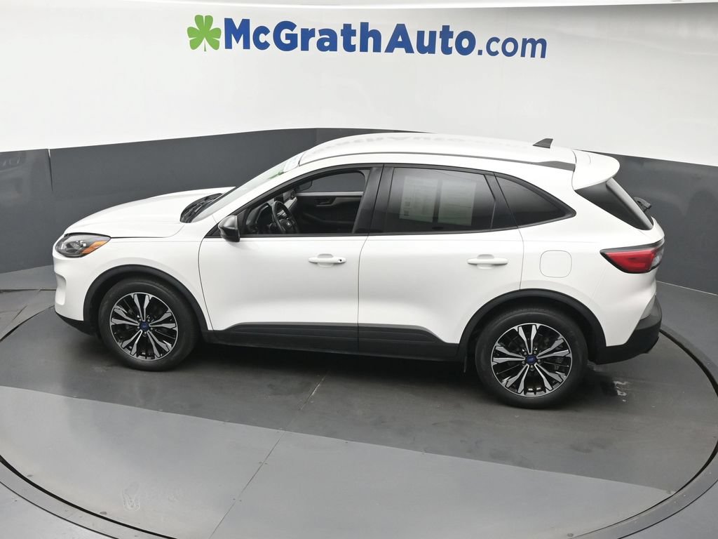 Used 2022 Ford Escape SE w/ SE Sport Appearance Package FWD image 24