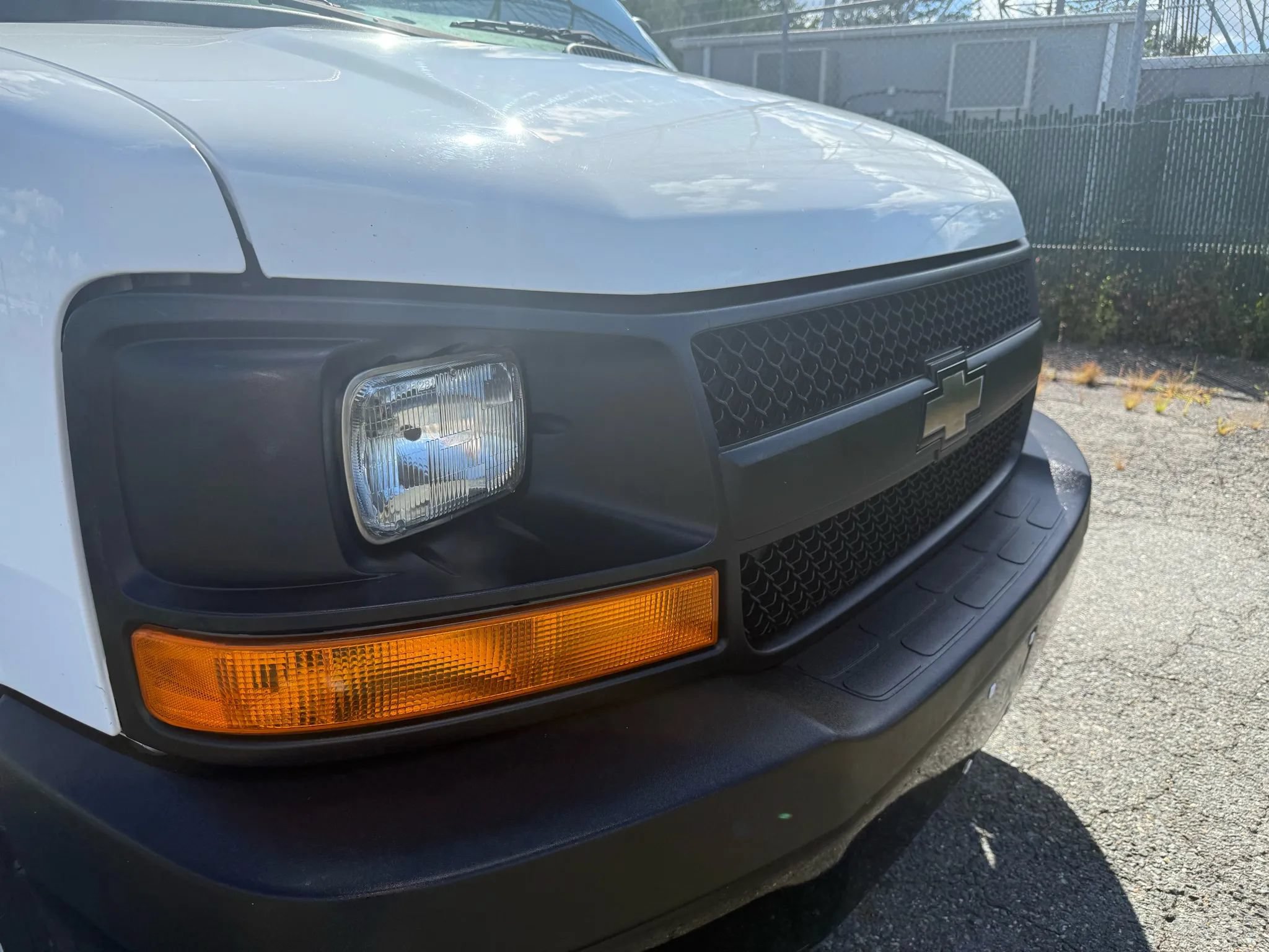 Used 2016 Chevrolet Express 2500 RWD image 10