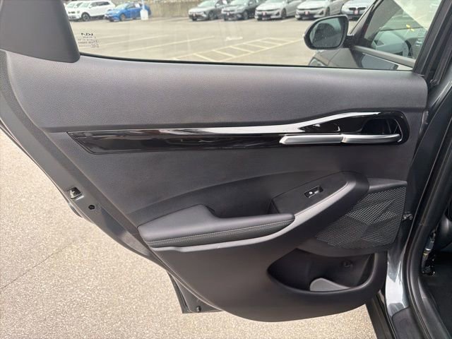 Used 2025 Kia Seltos S image 24