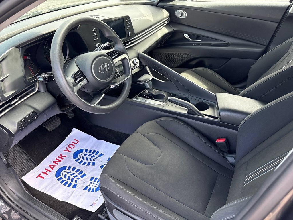Used 2021 Hyundai Elantra SEL FWD image 10