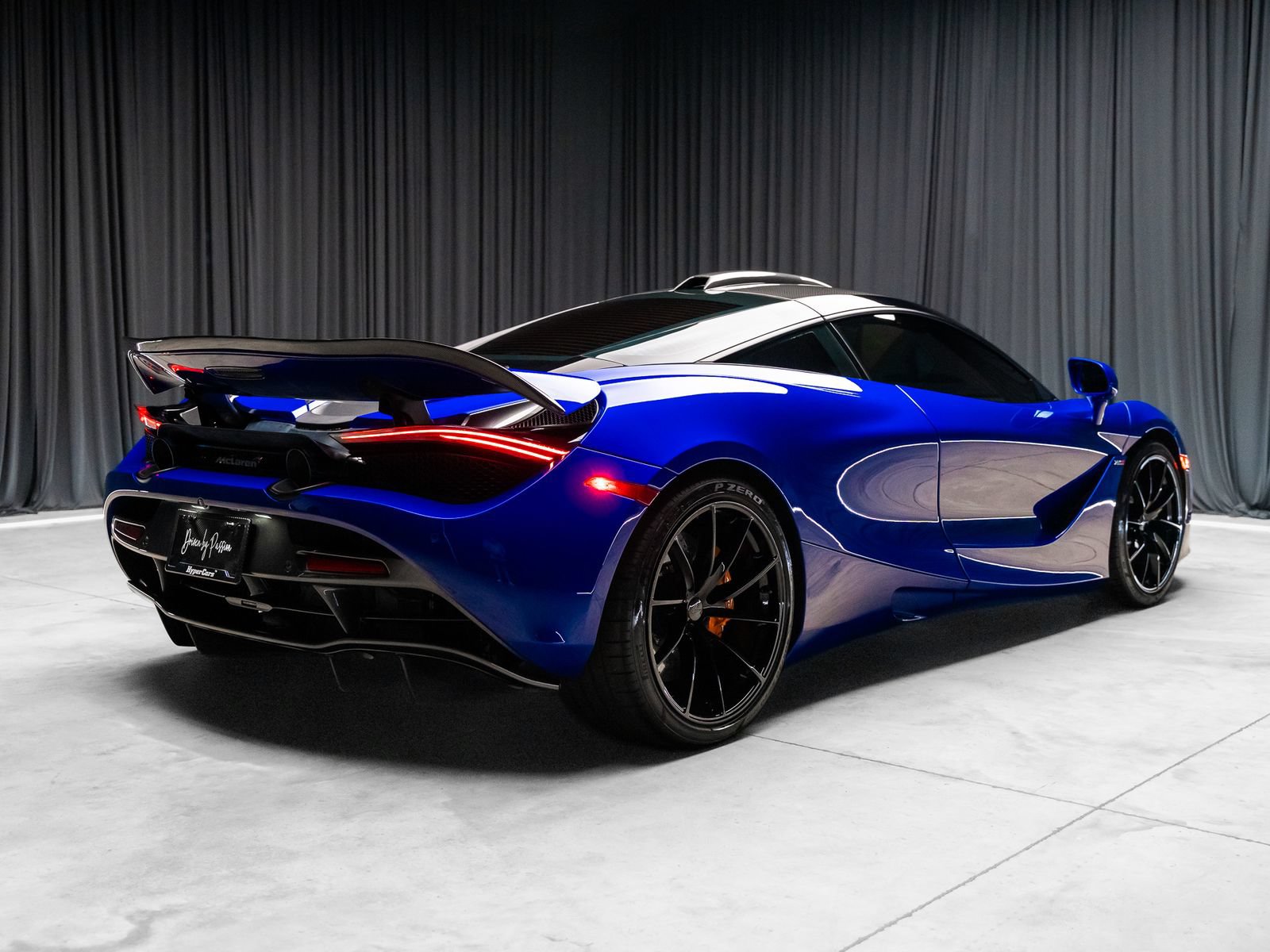 Used 2018 McLaren 720S Luxury RWD image 44