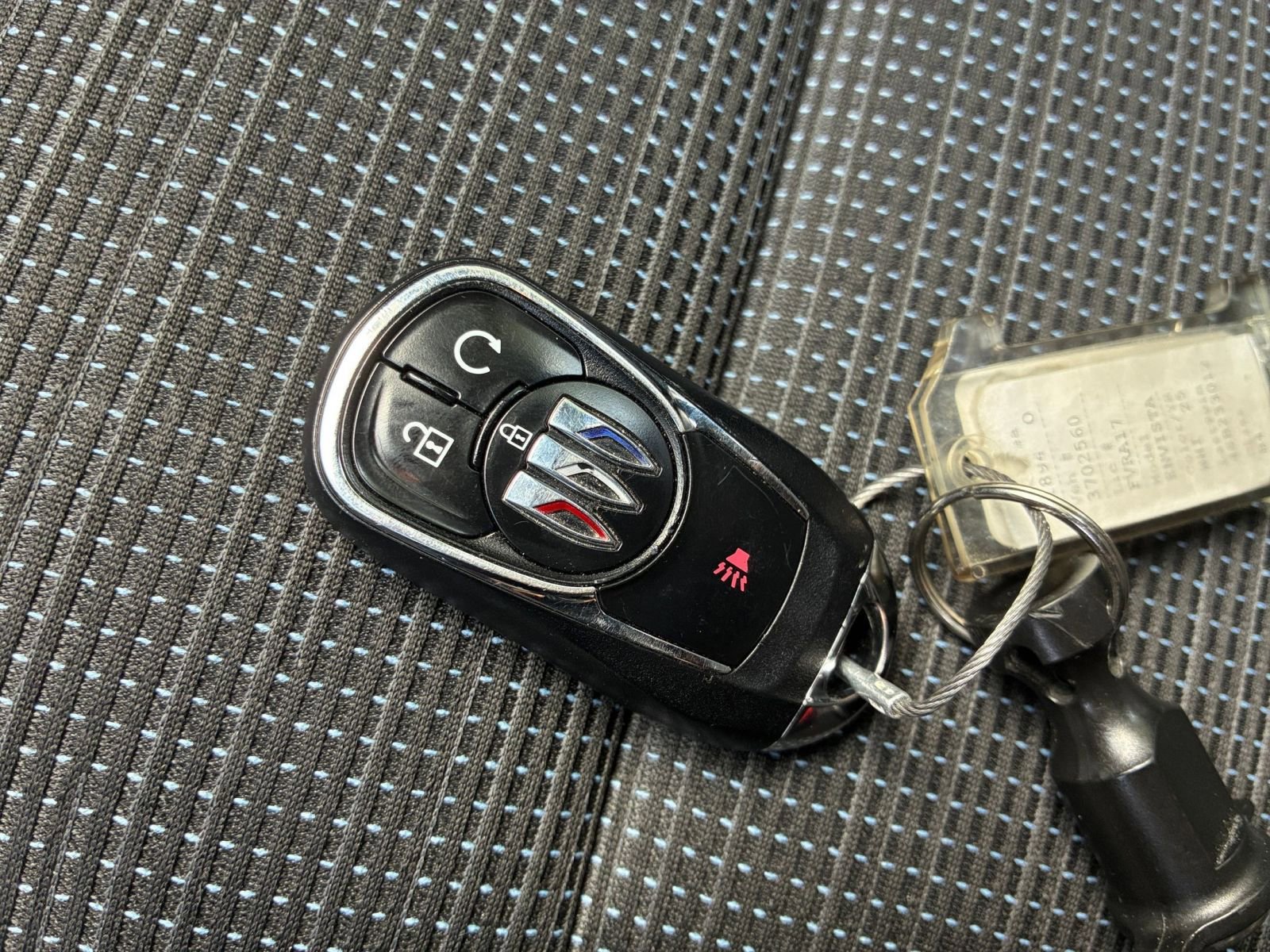 Used 2025 Buick Envista Preferred image 23