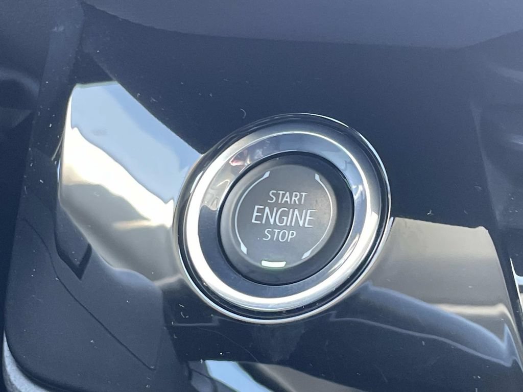 Used 2024 Buick Envision Preferred AWD/4WD image 25