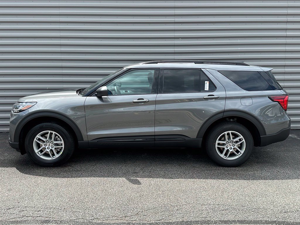 New 2026 Ford Explorer Active AWD/4WD image 2