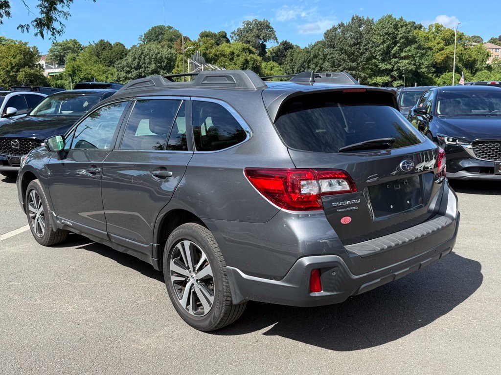 Used 2018 Subaru Outback 2.5i Limited AWD/4WD image 7