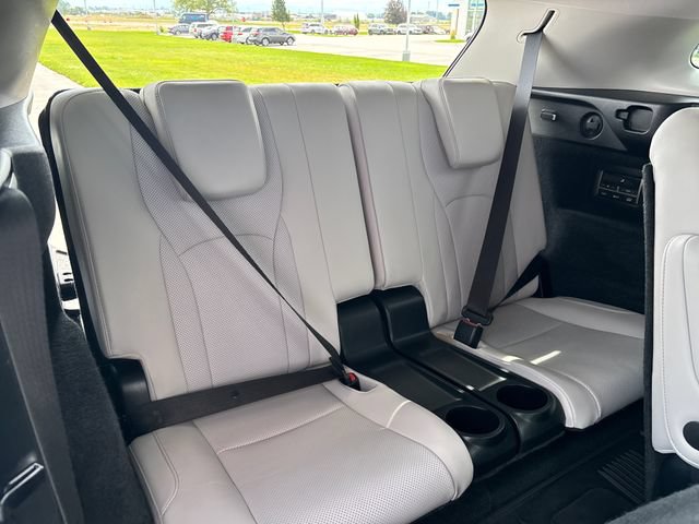 Used 2020 Lexus RX 350L Premium w/ Premium Package AWD/4WD image 25