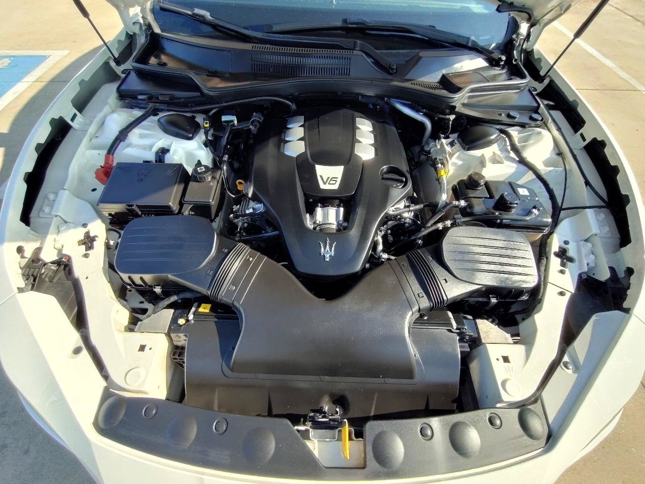Used 2016 Maserati Ghibli RWD image 53