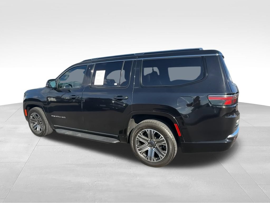Used 2023 Jeep Wagoneer Series II AWD/4WD image 6
