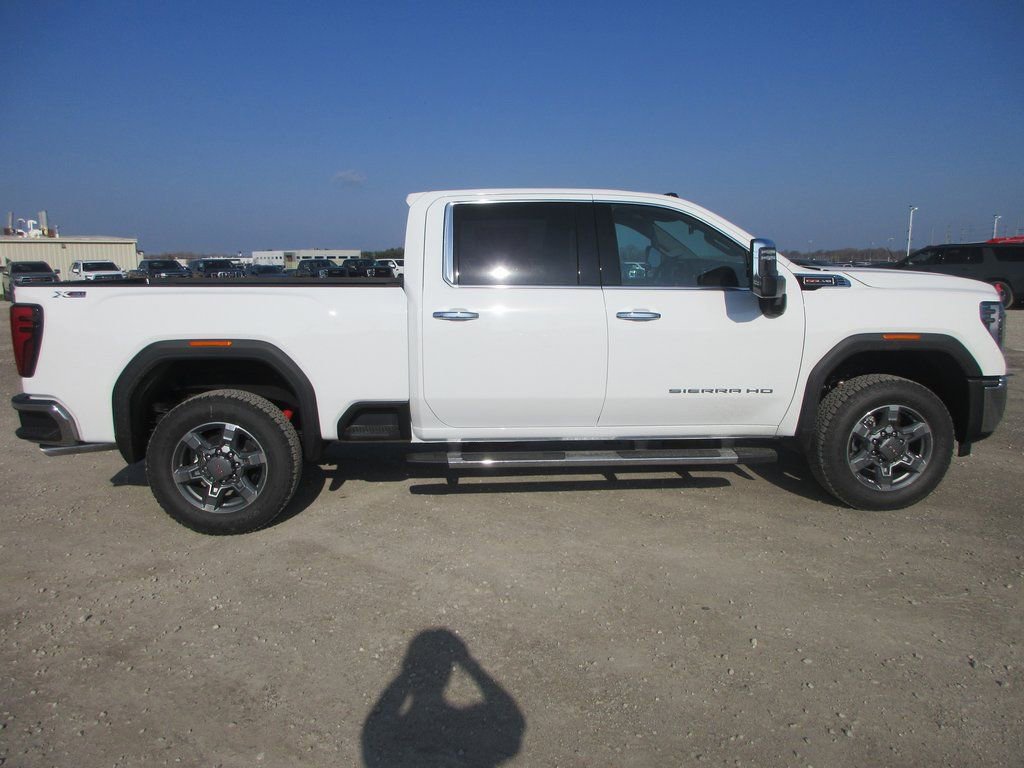 New 2026 GMC Sierra 2500 SLT w/ SLT Premium Package image 3