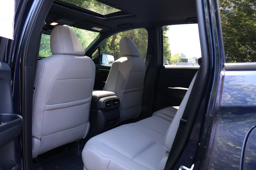 Used 2024 Honda Passport EX-L image 45