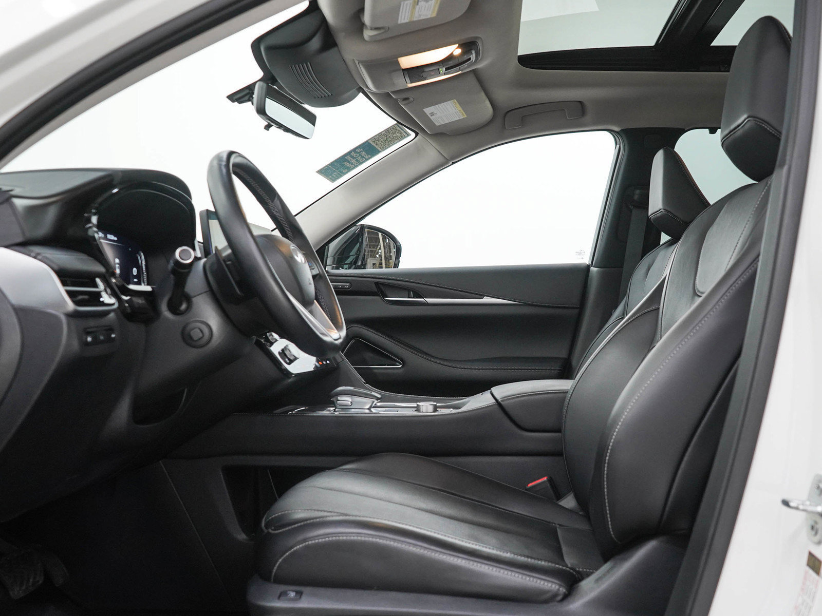Used 2023 INFINITI QX60 Sensory AWD/4WD image 26