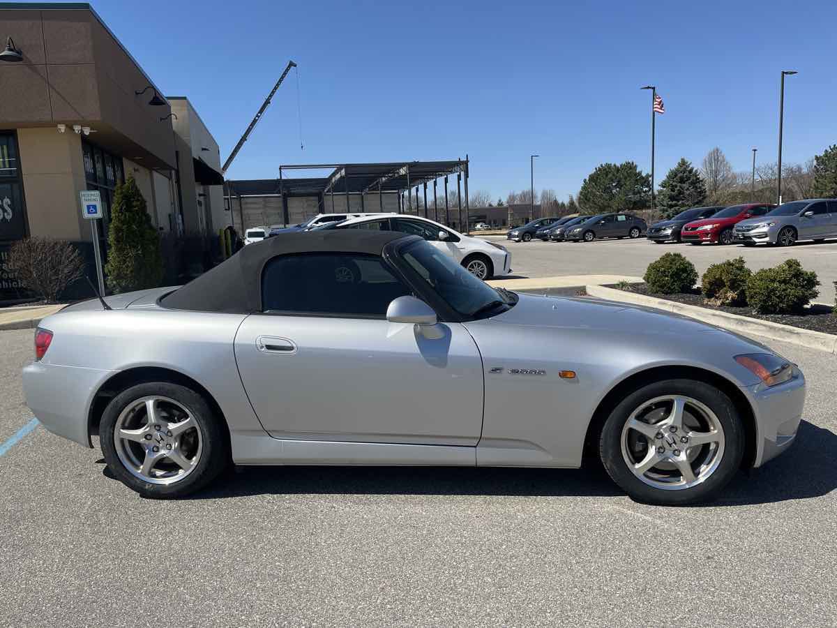 Used 2002 Honda S2000 image 8