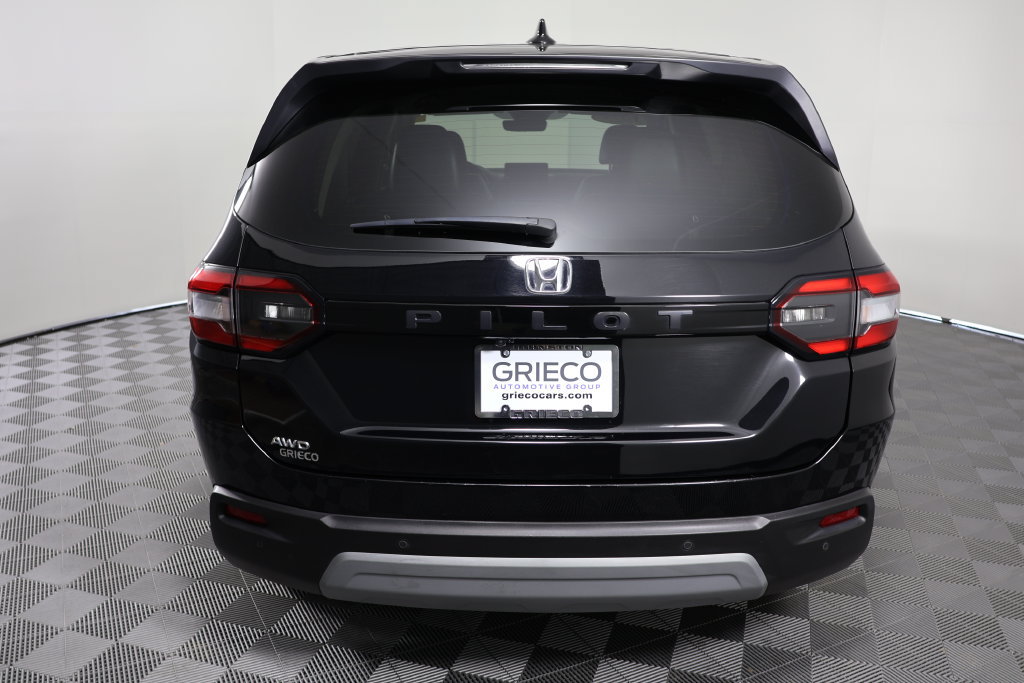Used 2025 Honda Pilot EX-L image 7