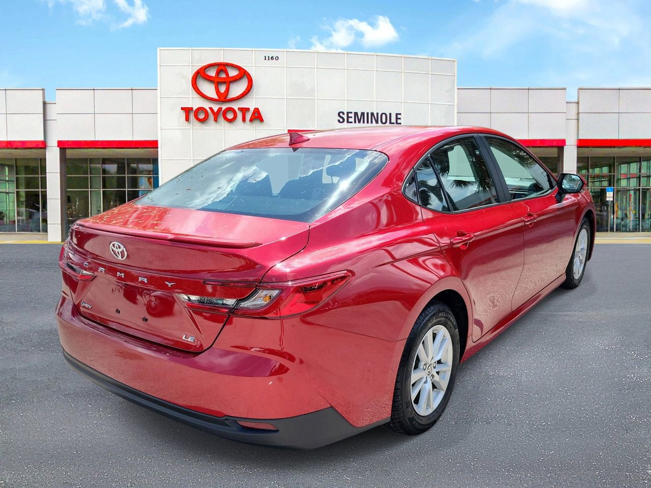 Used 2025 Toyota Camry LE w/ Convenience Package image 3